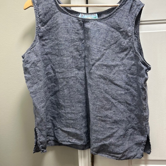 Linen tank top - Picture 1 of 4